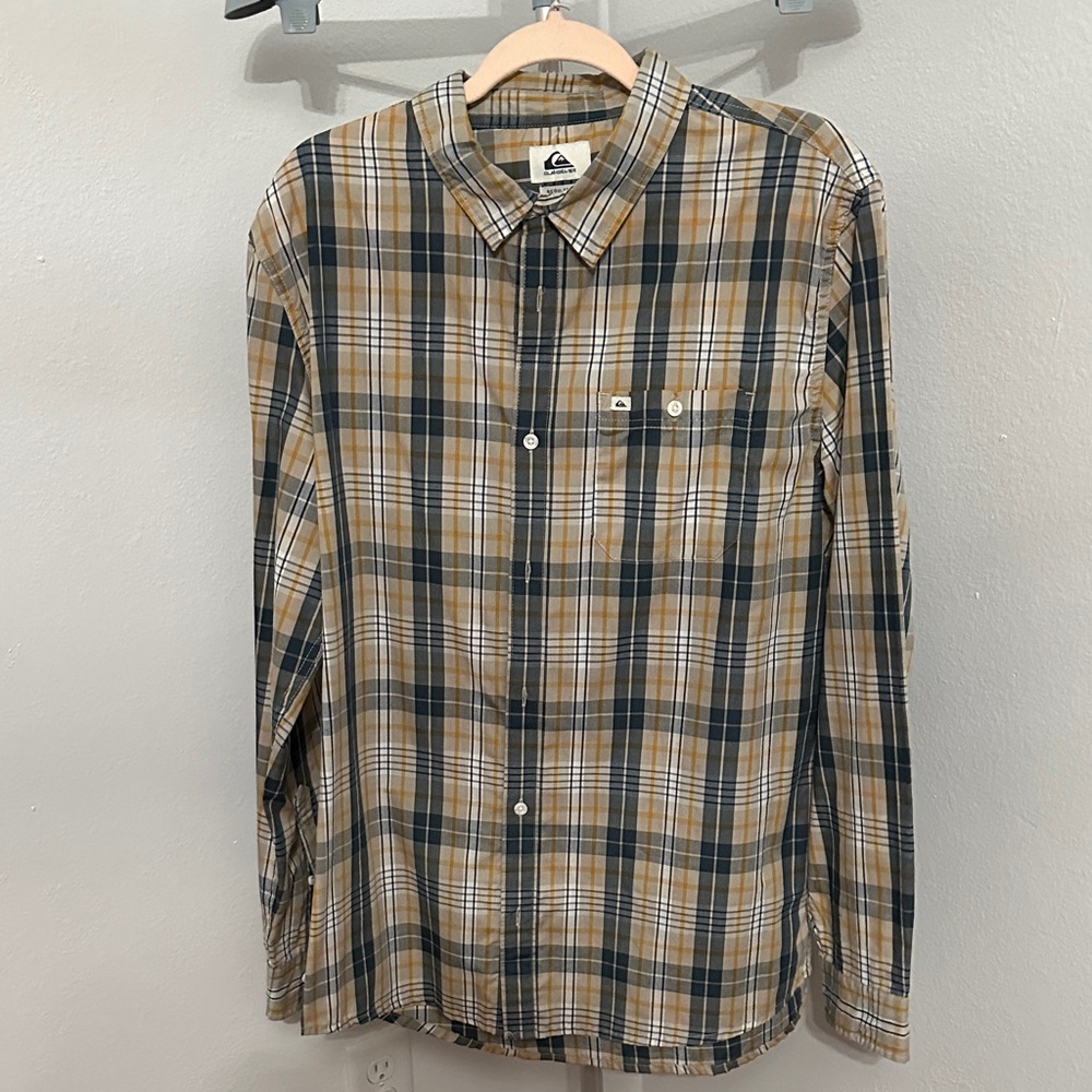 EUC Quiksilver Men's Casual Plaid Shirt - Tan and Blue